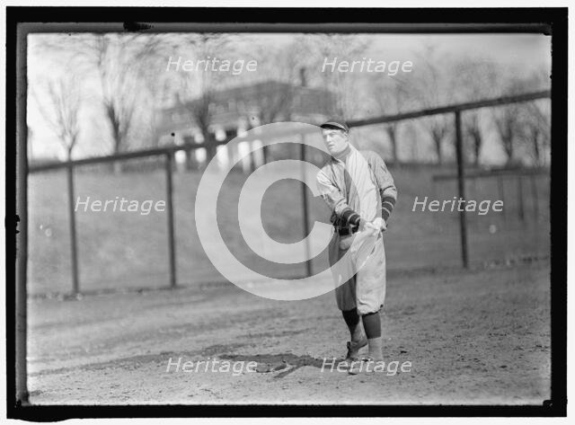 Baseball Players, between 1913 and 1917. Creator: Harris & Ewing.