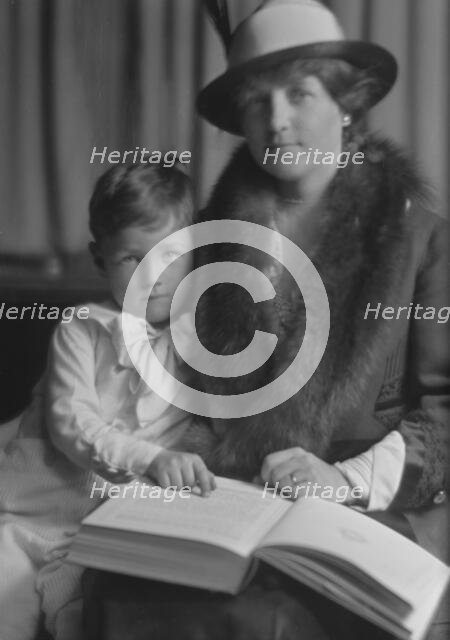 Gerry, Robert Livingston, Mrs., and son, portrait photograph, 1914 May 18. Creator: Arnold Genthe.