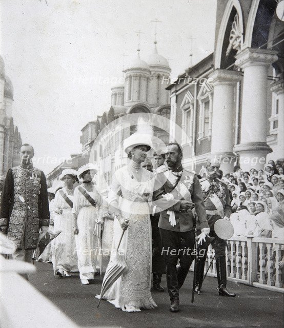 Tsar's family at the celebrations of the 300th anniversary of the House of Romanov, Russia, 1913. Artist: Unknown