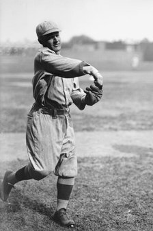 Larry Gardner, Boston Al (Baseball), 1913. Creator: Harris & Ewing.