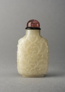 ade snuff bottle with carving of foliage, China, Qing dynasty, 1644-1911. Creator: Unknown.