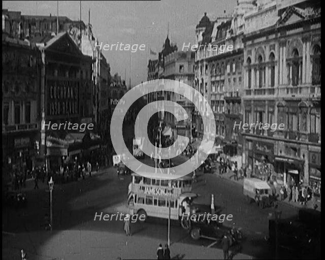 Traffic in Busy London Streets, 1929. Creator: British Pathe Ltd.