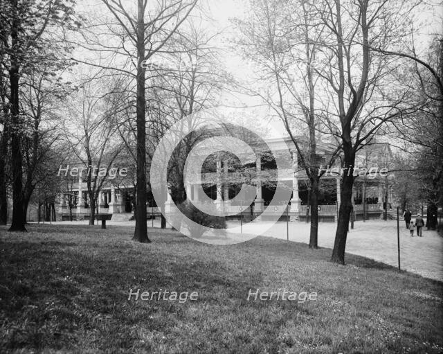 The Pavilion, zoo, Cincinnati, Ohio, between 1900 and 1910. Creator: Unknown.