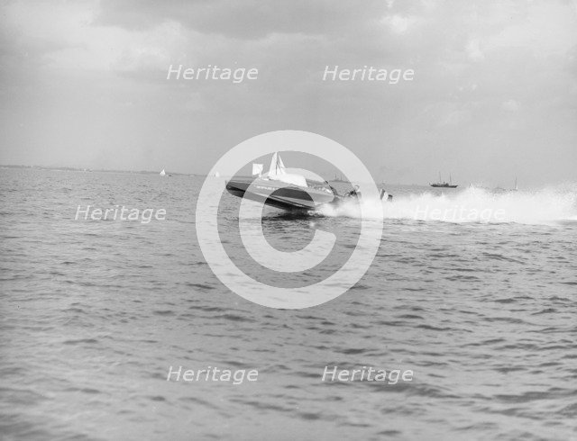 The French 400 hp hydroplane 'Despujols I', 1913. Creator: Kirk & Sons of Cowes.