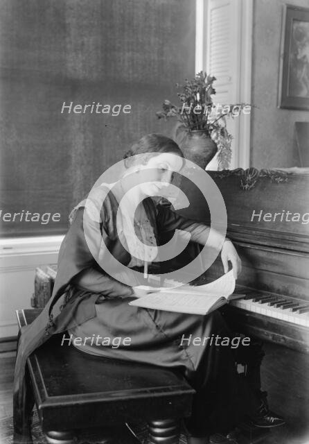 Amelita Galli-Curci, between c1915 and c1920. Creator: Bain News Service.