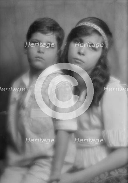 Mayer group (children), portrait photograph, 1915 Feb. 5. Creator: Arnold Genthe.