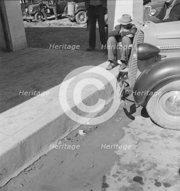 Outside FSA grant office during the pea harvest, Calipatria, California, 1939. Creator: Dorothea Lange.