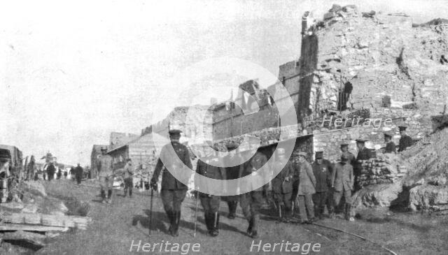 'L'expedition des Dardanelles, La fin de l'enterprise..., 1915 (1924). Creator: Unknown.