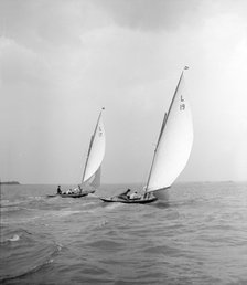 'Sioma' and 'Ejnar' race downwind, 1912. Creator: Kirk & Sons of Cowes.