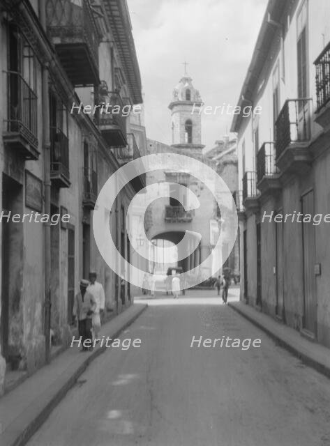 Travel views of Cuba and Guatemala, between 1899 and 1926. Creator: Arnold Genthe.