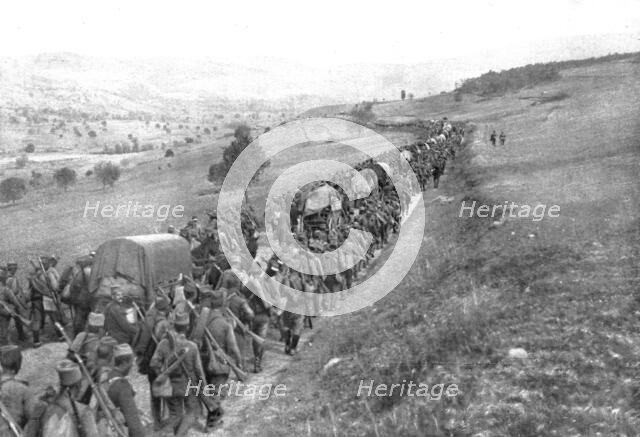 'Le repli et l'exode; La retraite serbe, en octobre, sur Pritchina', 1915 (1924) Creator: Vladimir Betzitch.
