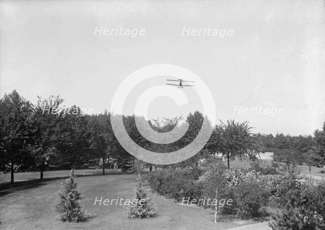 Allied Aircraft - Demonstration At Polo Grounds; Early Thomas-Morse American Plane, 1917. Creator: Harris & Ewing.