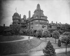Battery Park Hotel, Asheville, N.C., c1902. Creator: William H. Jackson.
