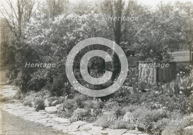 Samuel Hills Taft House, 3329 Morrison Avenue, Clifton, Ohio, 1922. Creator: Frances Benjamin Johnston.