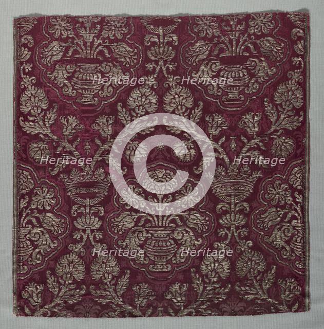 Silk Fragment, 1500s. Creator: Unknown.