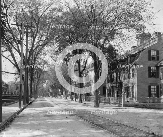 Islington St., Portsmouth, N.H., c1907. Creator: Unknown.