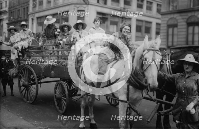 Women's Land Army, between c1915 and c1920. Creator: Bain News Service.