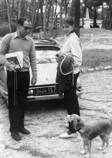 Jean-Luc Godard and his wife Anne Wiazemsky, Avignon, France, c1970s(?). Artist: Unknown
