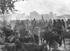 ''L'occupation de Damas; La cavalerie arabe dans les faubourgs de la ville, ou les..., 1918. Creator: Unknown.