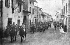 Inter-allied Support; Arrival of a French regiment into an Italian town,1917. Creator: Pelanda.