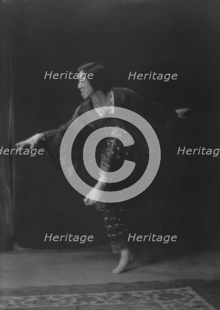 Ito, Michio, Mr., between 1916 and 1921. Creator: Arnold Genthe.