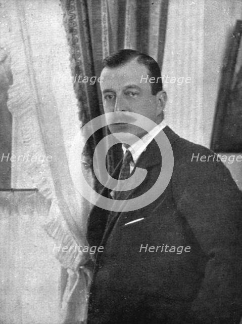 ' Le Nouveau Regime; Le grande-duc Cyrille, qui se mit a la disposition de la Douma...1917 Creator: Unknown.