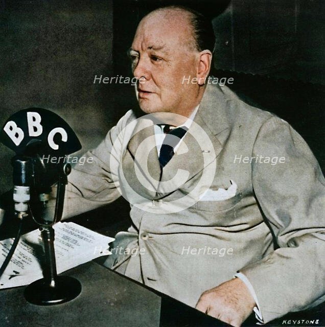 'Keeping in touch with home from the White House, Washington', 1943, (1945). Creator: Unknown.