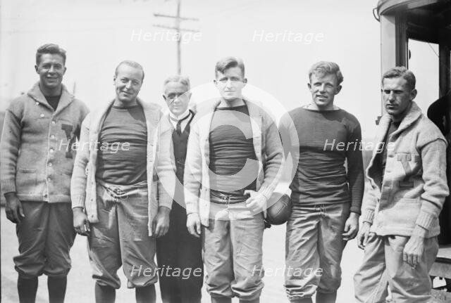 Spalding - Baumeister [i.e. Bomeisler] - Bull - Gallauer - Ketcham (Capt.) - Howard Jones -- Yale Co Creator: Bain News Service.