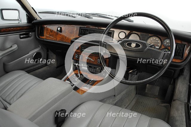 1987 Jaguar XJ12 Sovereign Artist: Unknown.