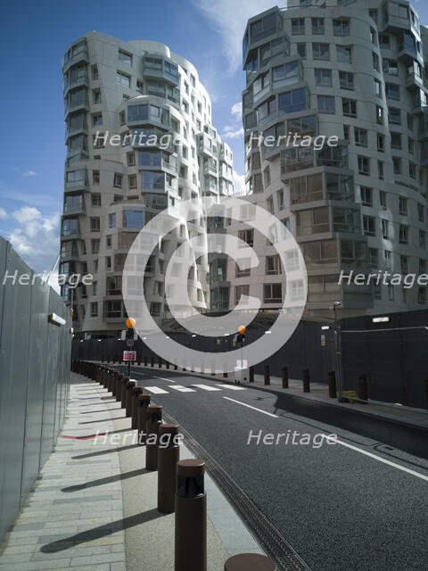 Around Battersea Power Station, London, UK, Oct 2021. Creator: Ethel Davies.