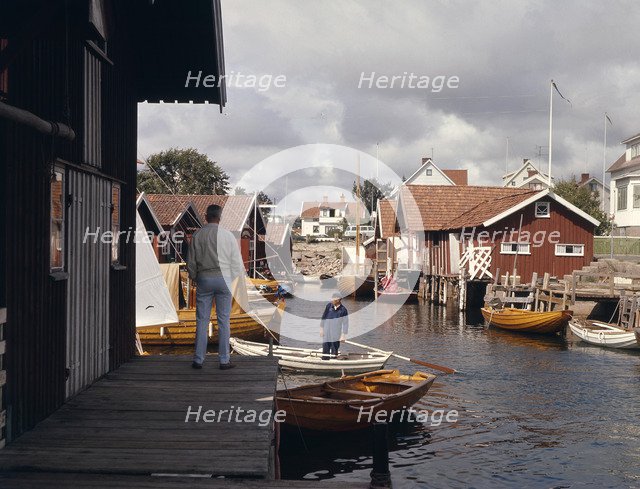 Fishing village of Tången, Sotenäs, District of Bohuslän, Sweden. Artist: Torkel Lindeberg
