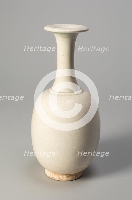 Bottle, Tang dynasty (A.D. 618-907), 8th century. Creator: Unknown.