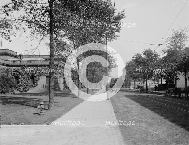 General offices, Hiram Walker & Sons, Walkerville, Ont., between 1905 and 1915. Creator: Unknown.
