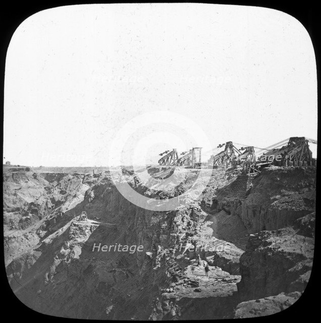 De Beer's diamond mine, South Africa, c1890. Artist: Unknown