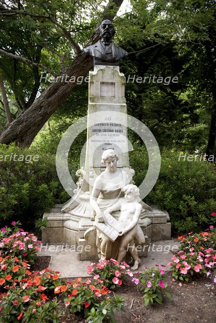 A monument to Doctor Gregorio Rafael da Silva d'Almeida, Sintra, Portugal, 2009. Artist: Samuel Magal
