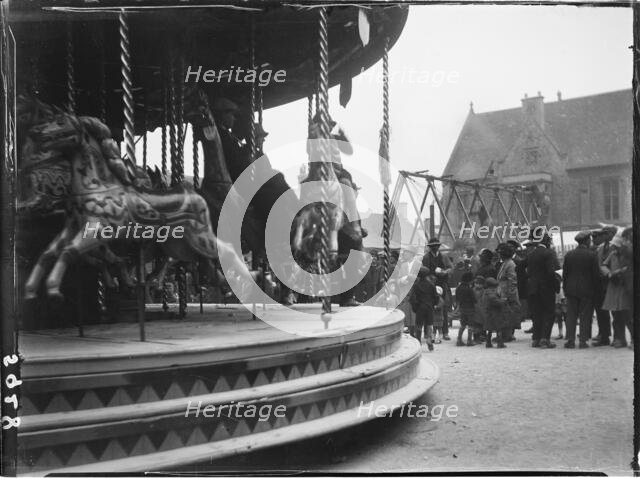 Market Square, Stow-on-the-Wold, Cotswold, Gloucestershire, 1928. Creator: Katherine Jean Macfee.