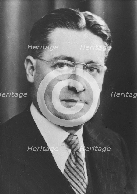 Howard Walter Florey, Australian pathologist, c1945. Artist: Unknown