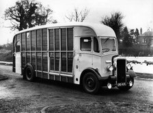 1947 Daimler horsebox by Vincent. Creator: Unknown.