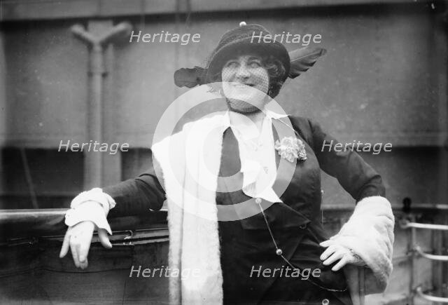 Mary Garden, 1913. Creator: Bain News Service.