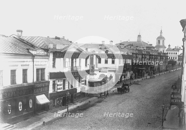The revenue house of Prince Gagarin at Kuznetsky Most in Moscow, 1880.