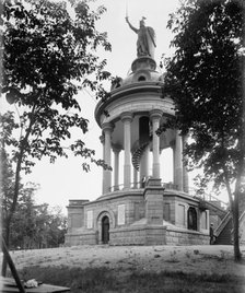 New Ulm, Minn., Herrman Monument, between 1880 and 1899. Creator: Unknown.