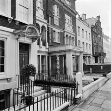 Kensington Square, London, 1969-1979. Artist: John Gay