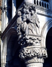  'The Judgment of Solomon', sculpture of 1404. Capital of the angle of the lower gallery of the D…