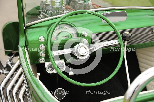 Ford Roadster Custom 1929. Artist: Simon Clay.