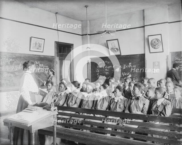 Mathematics class at Tuskegee Institute, 1906. Creator: Frances Benjamin Johnston.