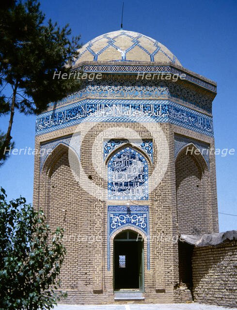 Hexagonal mausoleum of Emamzadeh Jafar, Isfahan, Iran, 2000. Creator: Unknown.