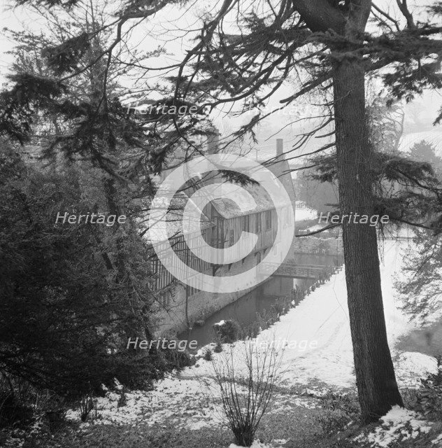 Ightham Mote, Ightham, near Sevenoaks, Kent, 1956. Artist: John Gay.