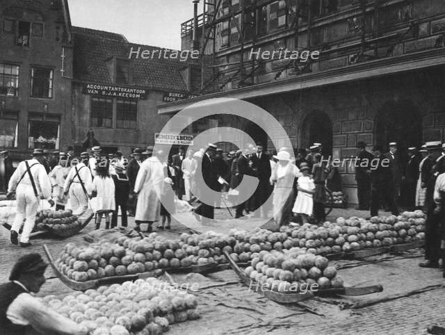 The cheese market on Friday, Alkmaar, Netherlands, c1934. Artist: Unknown