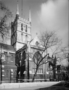 St Saviour's Cathedral, Southwark, London. Artist: Herbert Felton