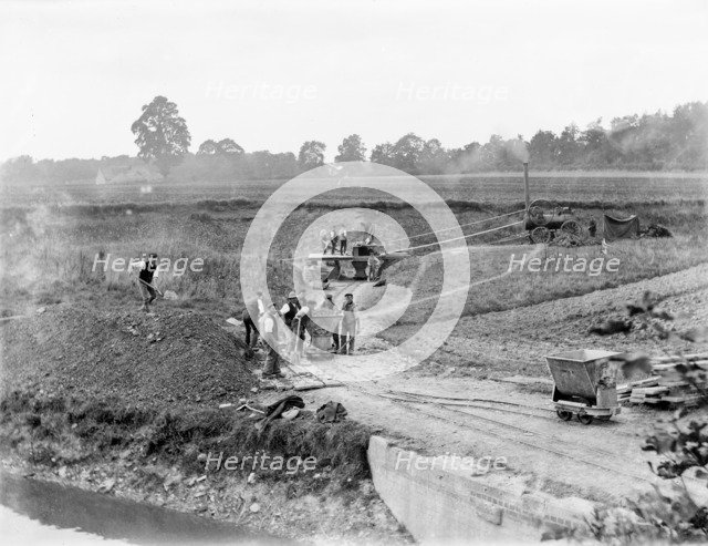 Thames & Severn Canal, Gloucestershire, 1904. Artist: Henry Taunt
